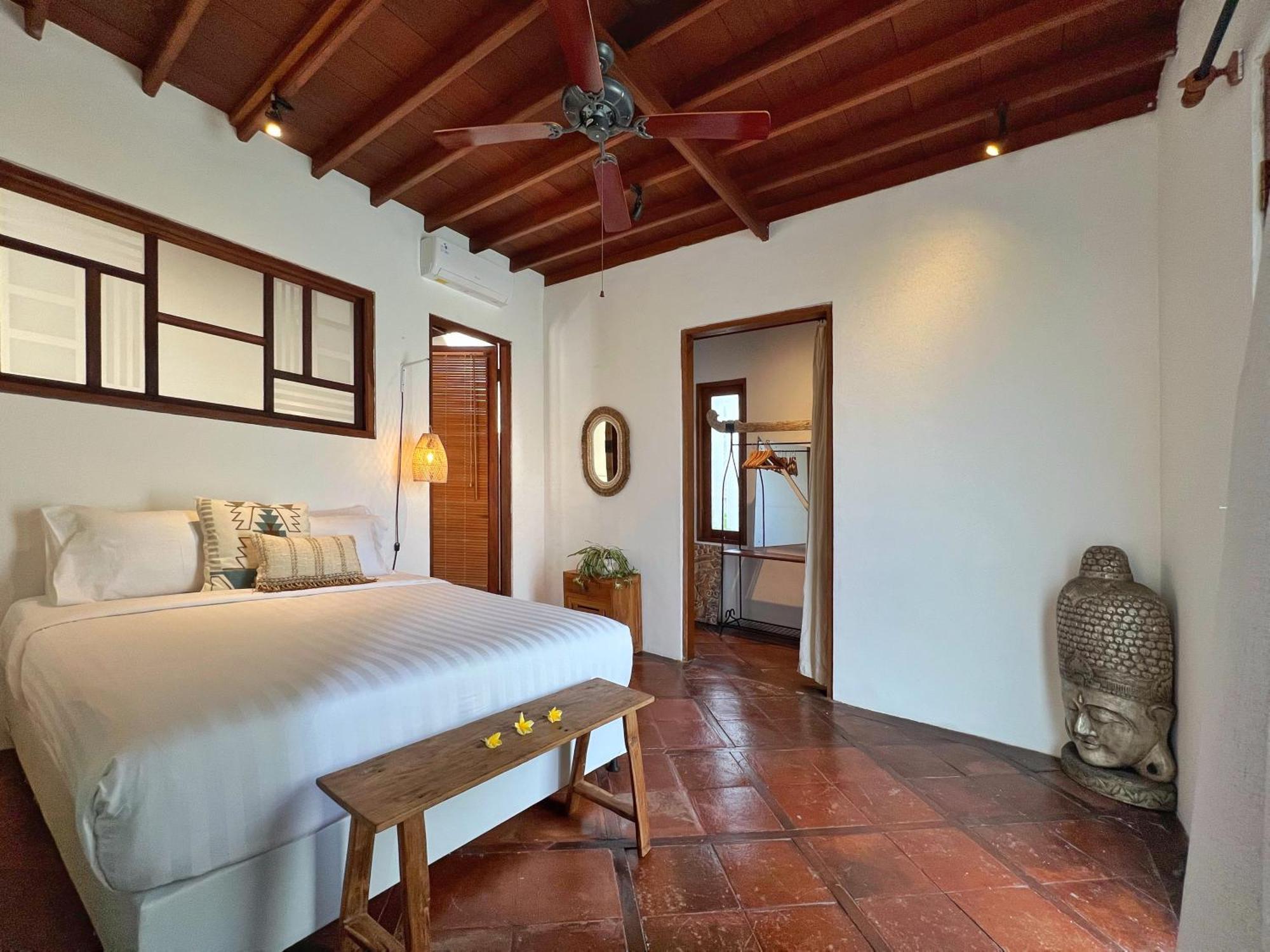Nicole 5br Paradise, Quiet Area In Oberoi Villa *