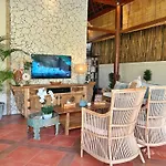 Villa Nicole 5Br Paradise, Quiet Area In Central Oberoi Seminyak